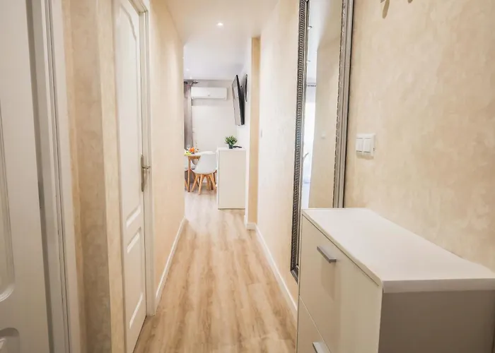 Juan Aparicio Апартаменты Торевьиа